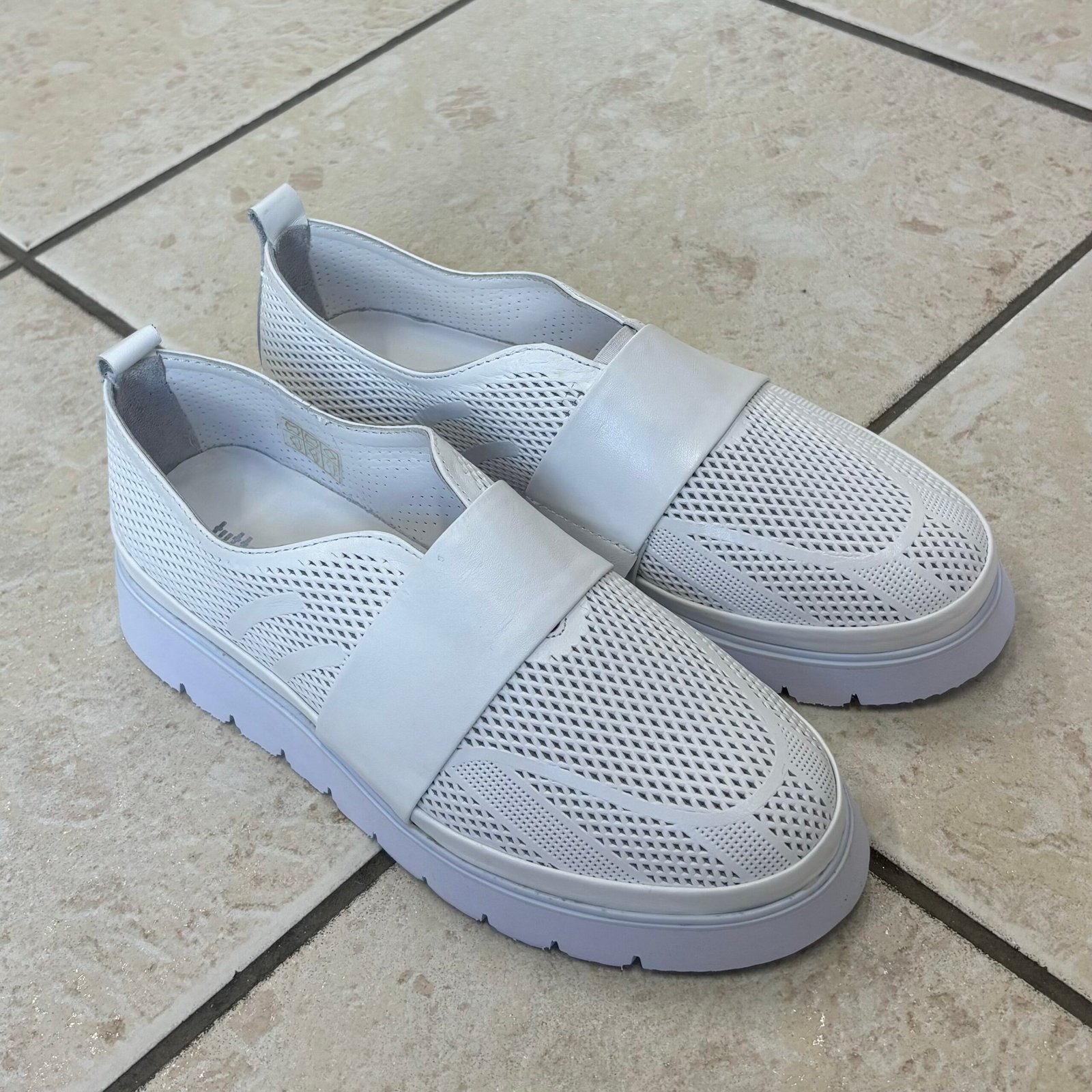 Tutto Bene CM-14 fehér slipon - Image 3
