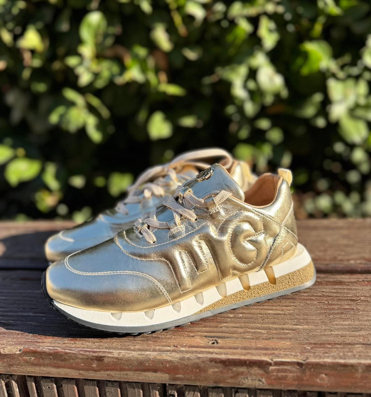 Tutto Bene EGA 1-40046 arany sneaker