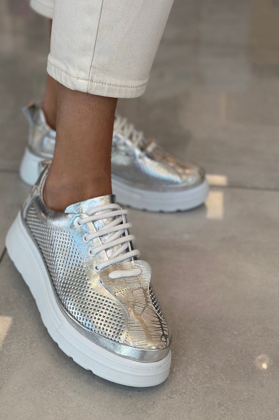 Tutto Bene 088.429 ezüst sneaker