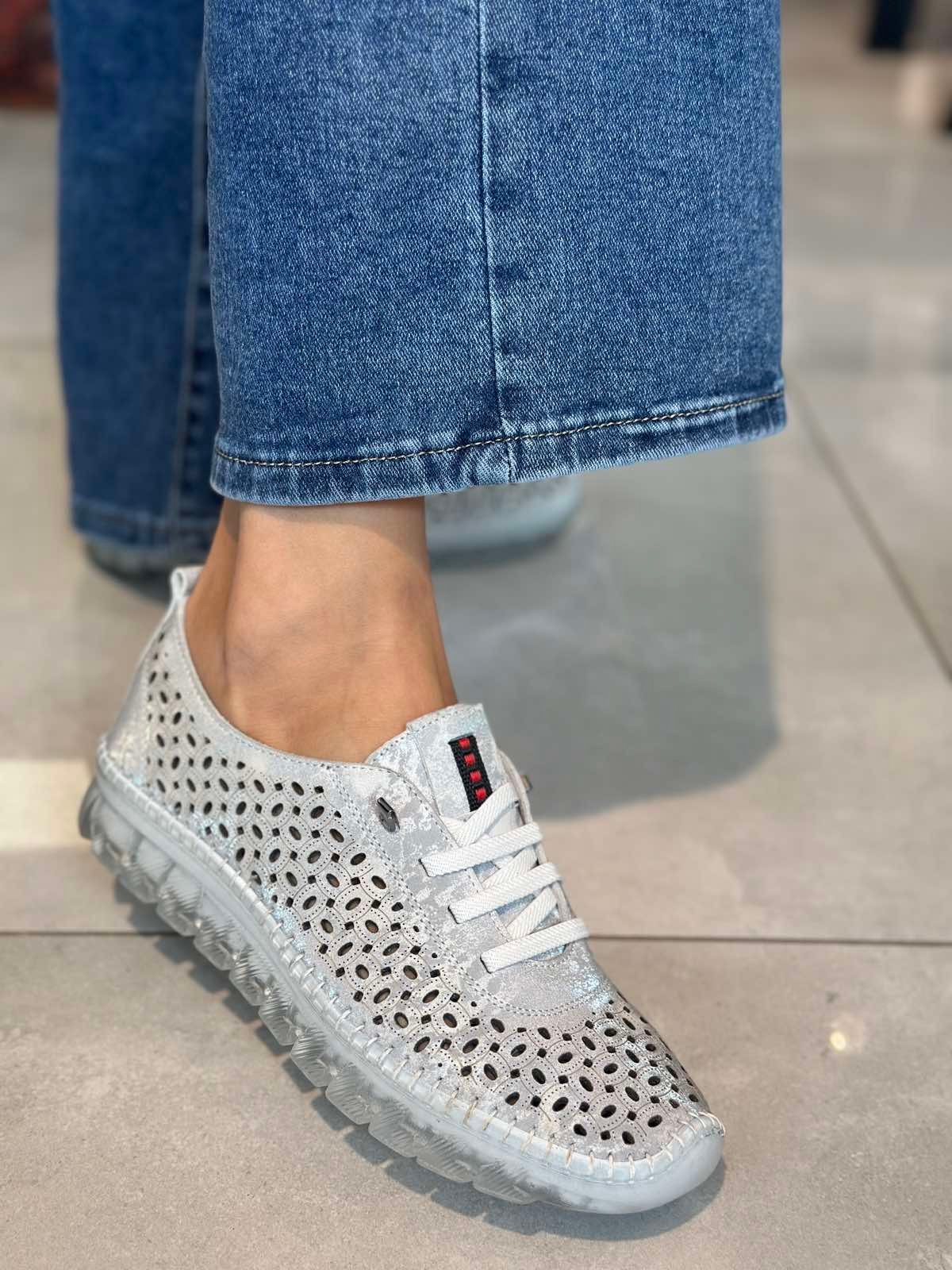 Tutto Bene BY51 ezüst sneaker