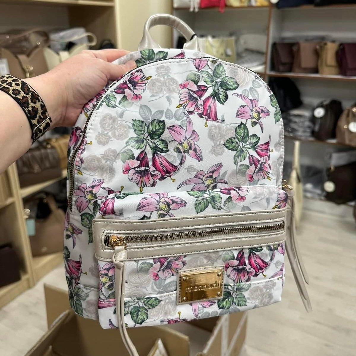 magellancipo Monnari BAG2120-M00 pink virágos hátitáska