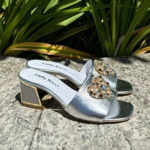 magellancipo Carla Ricci 3050 ezüst magassarkú papucs