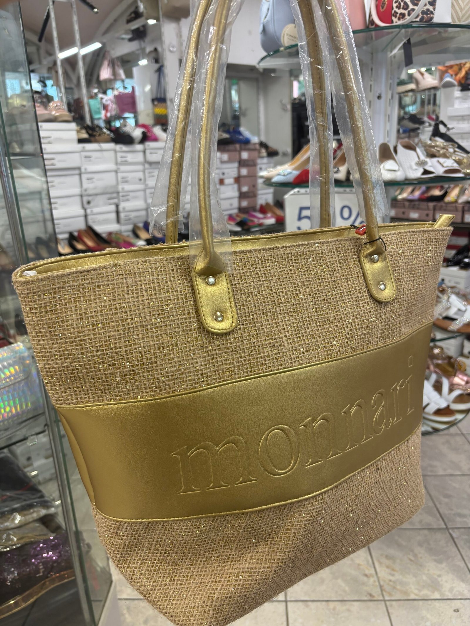 magellancipo Monnari BAG0979 arany táska